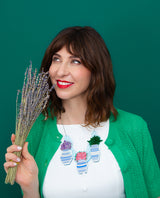 Adorning My Vases with Flowers Necklace -Interactive-