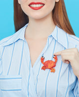Crab Scuttling Away -Interactive- Brooch