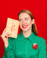 Elf-icient Delivery Brooch -Interactive-