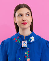 Queen Elisabeth Stamp Brooch