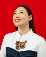 Sakura Flowers in Neon Necklace -Interactive-