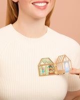 Snacking in the Greenhouse Brooch -Interactive-