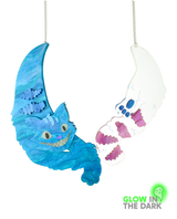 Vanishing Cheshire Cat Necklace - Glow in the dark -