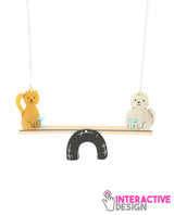 Cats-have-fun-on-the-up-and-down-park-necklace-interactive-cats-cats-and-more-cats-la-vidriola-detail
