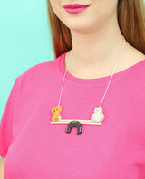 Cats-have-fun-on-the-up-and-down-park-necklace-interactive-cats-cats-and-more-cats-la-vidriola-zoom