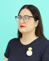 Cute-baby-chick-hatching-brooch-interactive-animalandia-product
