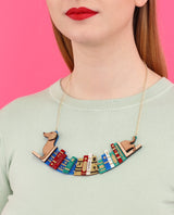 Dachshund-bookend-essentials-necklace-essentials-la-vidriola-zoom