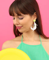 Dog-reaching-the-frisbee-earrings-dogs-dogs-and-more-dogs-la-vidriola-product