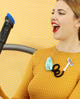 Funny-vacuum-cleaner-necklace--home-sweet-home-la-vidriola-product