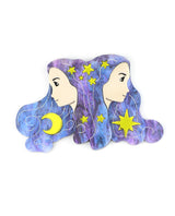 Gemini-zodiac-sign-brooch-la-vidriola-plastic-jewellery-cosmica-detail