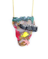 Habitat-moray-pendant-la-vidriola-plastic-jewellery-wild-under-the-sea-detail