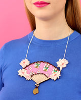Japanese-hand-fan-necklace_plastic_jewerelly_la_vidriola_volando_voy_zoom