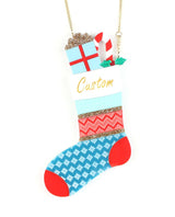knitted_christmas_stocking_necklace_la_vidriola_detail