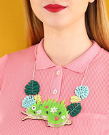 Love-in-the-SPRING-inserts-for-Chameleon-NecklaceSpring-has-sprung-collection-la-vidriola-zoom-grass-insects