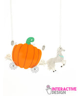 Magical-carriage-necklace-interactive-far-far-away-la-vidriola-detail1