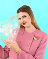 Otterly-in-love-brooch-Be-my-Valentine-collection-la-vidriola-product