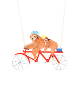 Slow-riders-Necklace-Bon-Voyage-collection-la-vidriola-detail