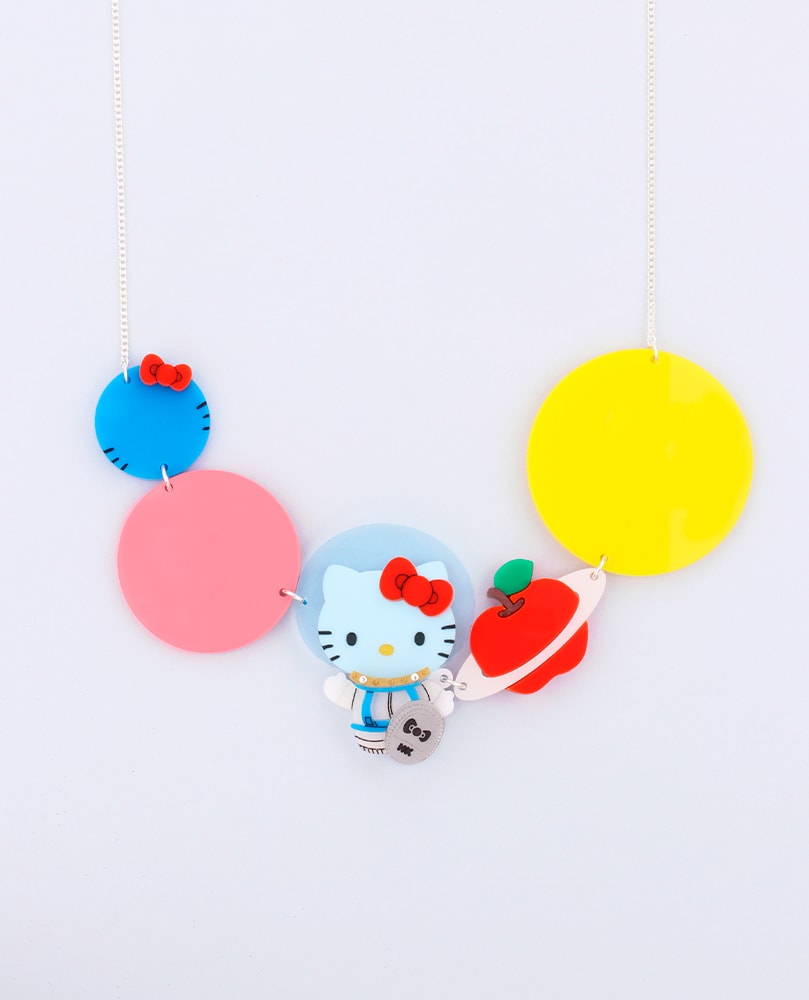 Space adventure Hello Kitty necklace – La Vidriola