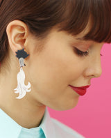 The-3-little-pigs-and-the-furious-wolf-far-far-away-la-vidriola-earrings-zoom-wolf