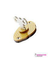 Wind-up Brooch -interactive-
