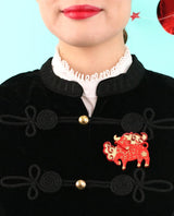 Year-of-the-Ox-brooch-Nǐ-hǎo-collection-la-vidriola-zoom