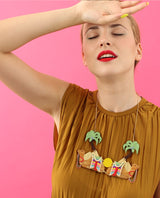 camel-statement-necklace-la-vidriola-plastic-jewellery-take-away-last-minute-product
