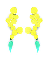 golden-wattle-earrings-la-vidriola-plastic-jewellery-take-away-detail