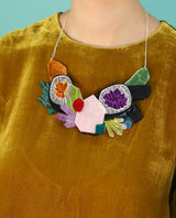 magic-crystals-necklace-la-vidriola-plastic-jewellery-cosmica-zoom