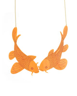 marbled-koi-fish-necklace-classic-la-vidriola-detail