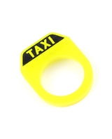 new-york-taxi-sign-ring-la-vidriola-plastic-jewellery-take-away-last-minute-detail