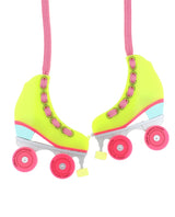 roller-skate-necklace-la-vidriola-plastic-jewellery-pop-detail