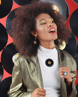 vinilo_gold_pendant_la_vidriola_vinyl_record_campaign_2