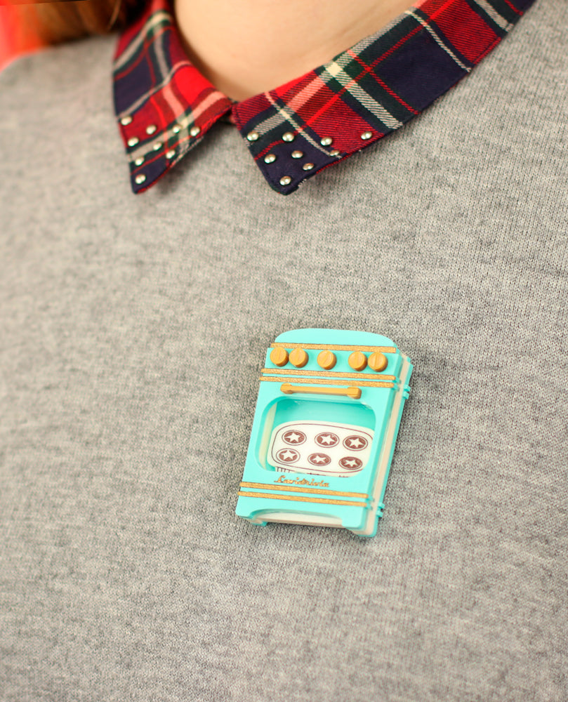 Cooking Christmas recipes brooch