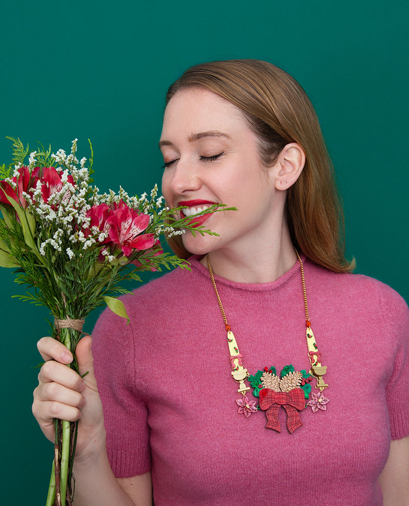 Festive Basket, Joy in the Casket Necklace