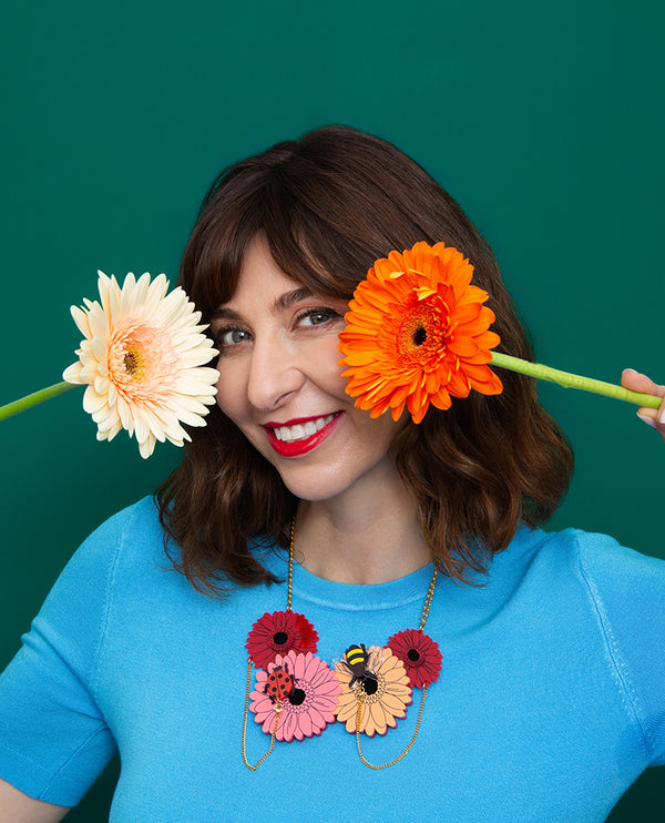 Gerbera Daisy and the Creepy Crawlies Necklace -Interactive-