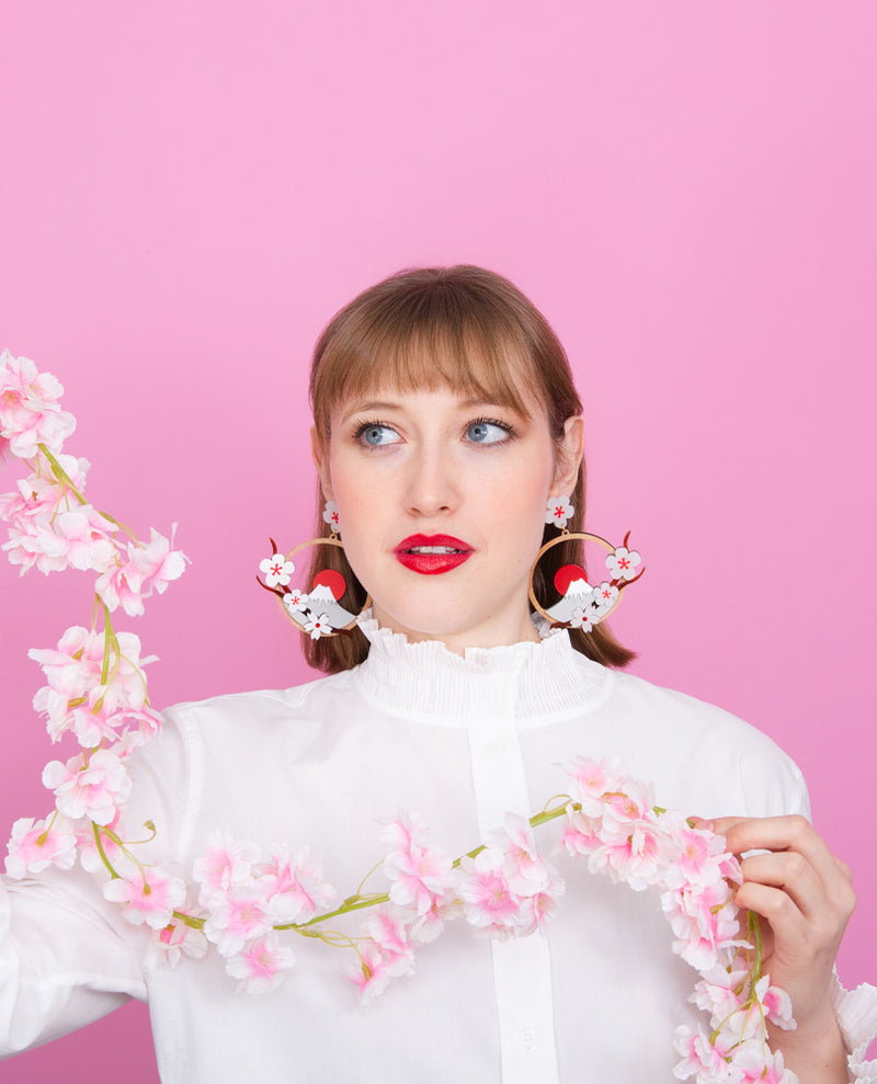 Hanami statement Essentials earrings