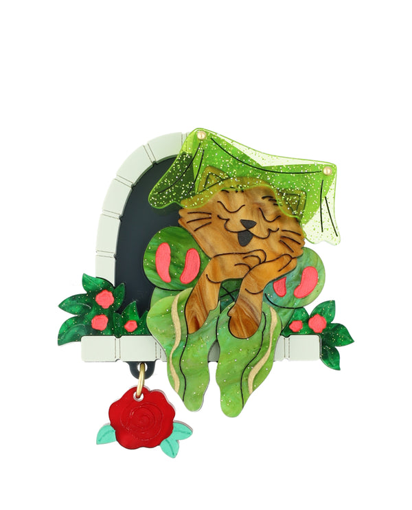 Lovesick Princess Brooch