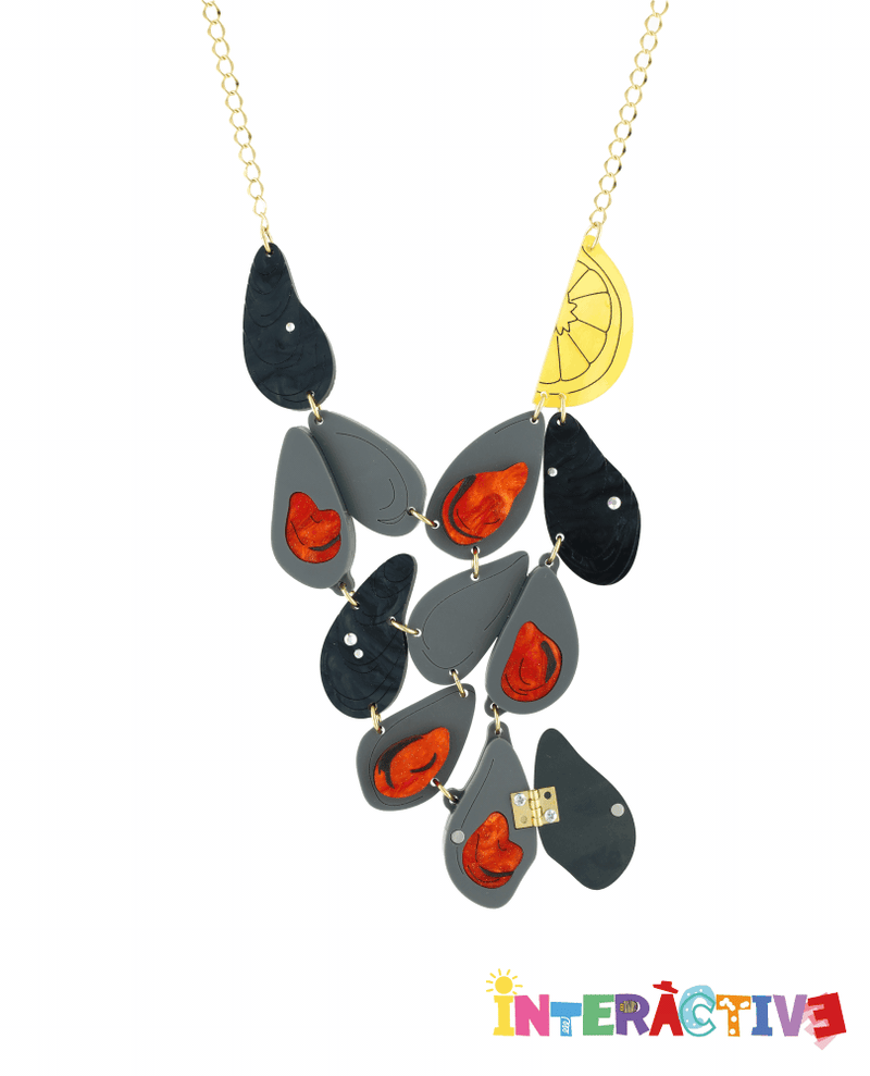 Mussels with Lemon Necklace -interactive-