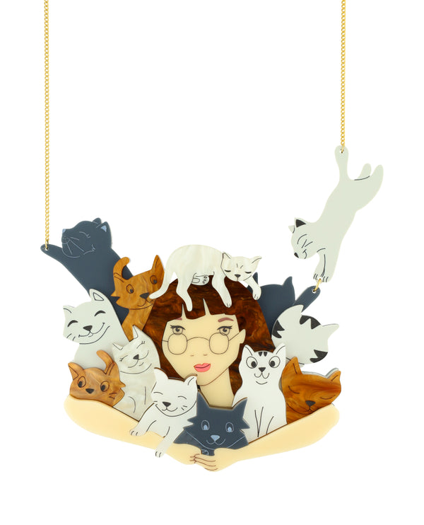 Purrfect hug- Cat Mom Necklace