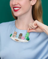 Sleighing in the Town Necklace - Interactive -