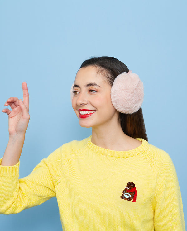 Warmed Up Mole brooch