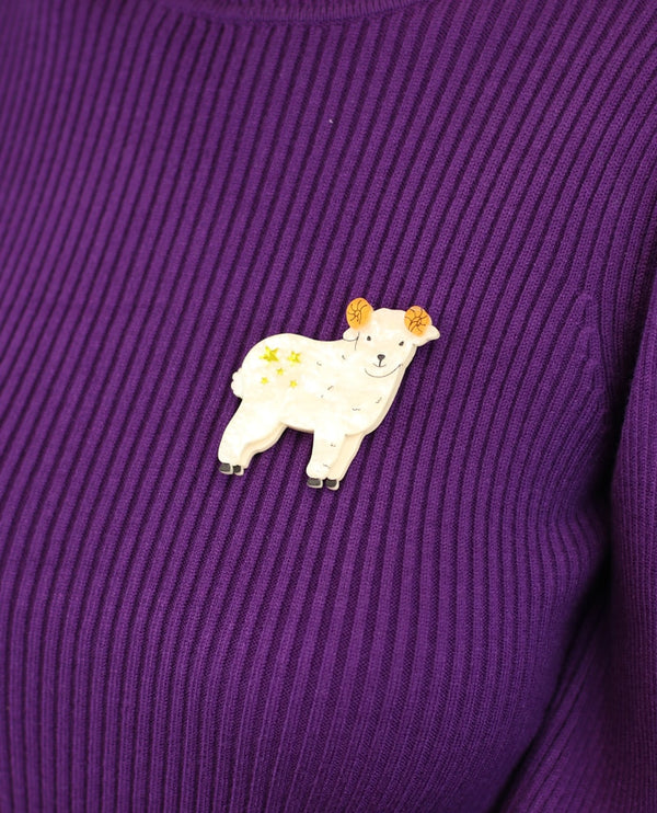 Aries-zodiac-sign-brooch-la-vidriola-plastic-jewellery-cosmica-zoom