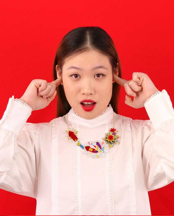 BANG!-necklace-Nǐ-hǎo-collection-la-vidriola-product-2
