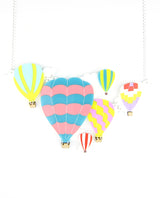 Balloon-statement-necklace-la-vidriola-plastic-jewellery-take-away-detail