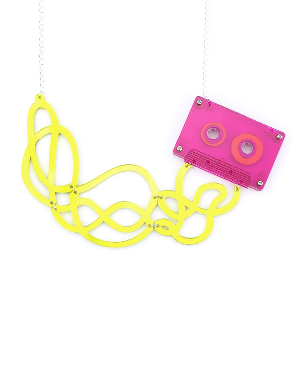 Bright-mixtape-necklace-la-vidriola-plastic-jewellery-classic-detail