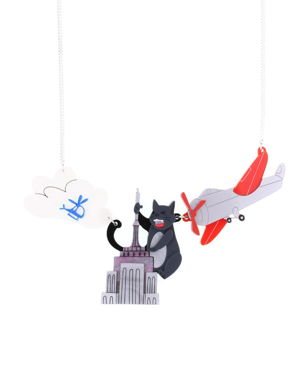 Cat-Kong-Necklace-Bon-Voyage-collection-la-vidriola-detail