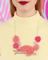 Chameleon-Valentine’s-edition-necklace--interactive-Be-my-Valentine-collection-la-vidriola-zoom