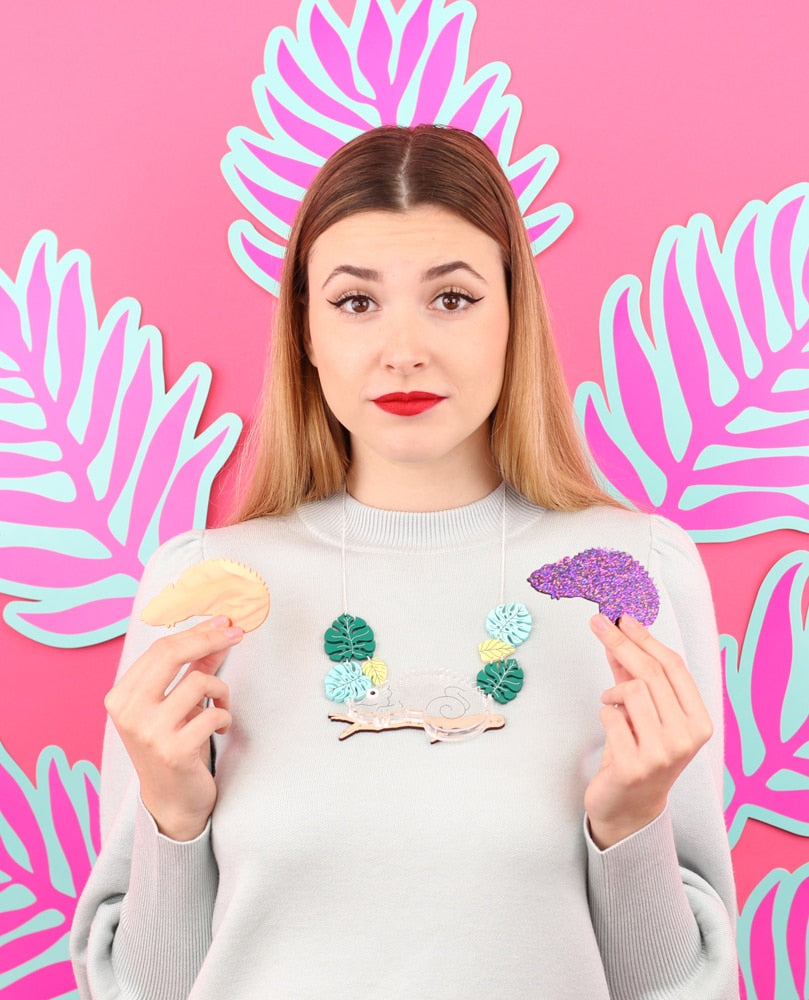 Chameleon-necklace--interactive-CLASSIC--collection-la-vidriola-product-chose