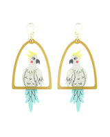 Cockatoo-on-swing-earrings-everything-will-be-all-right-la-vidriola-detail