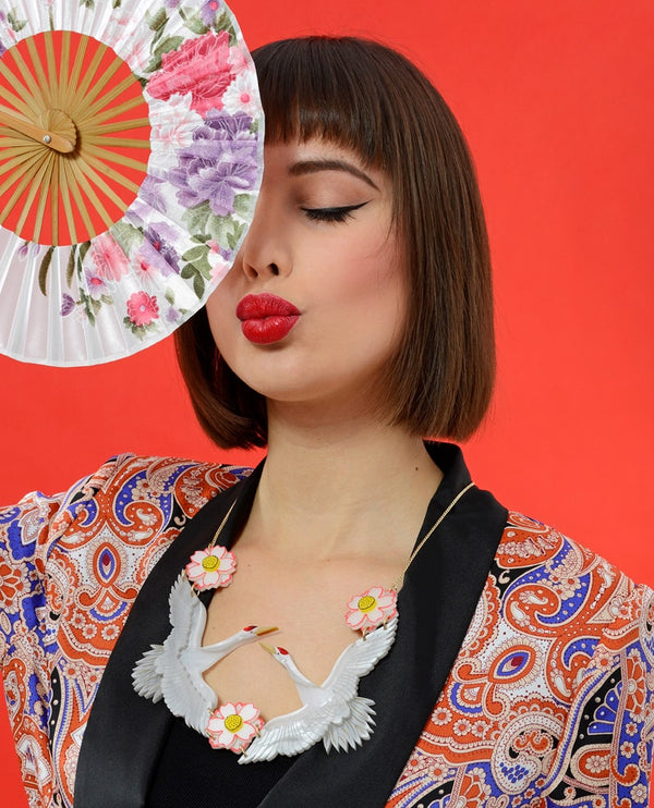 Crane-necklace-la-vidriola-plastic-jewellery-take-away-product